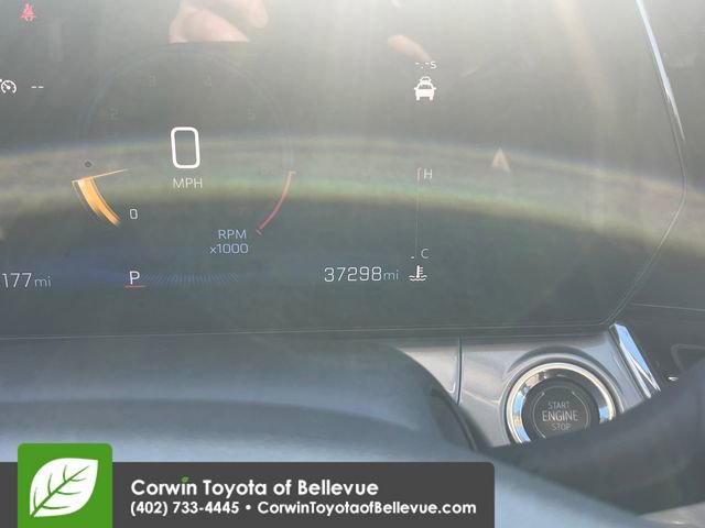 Used 2025 Chevrolet Trax LT image 10