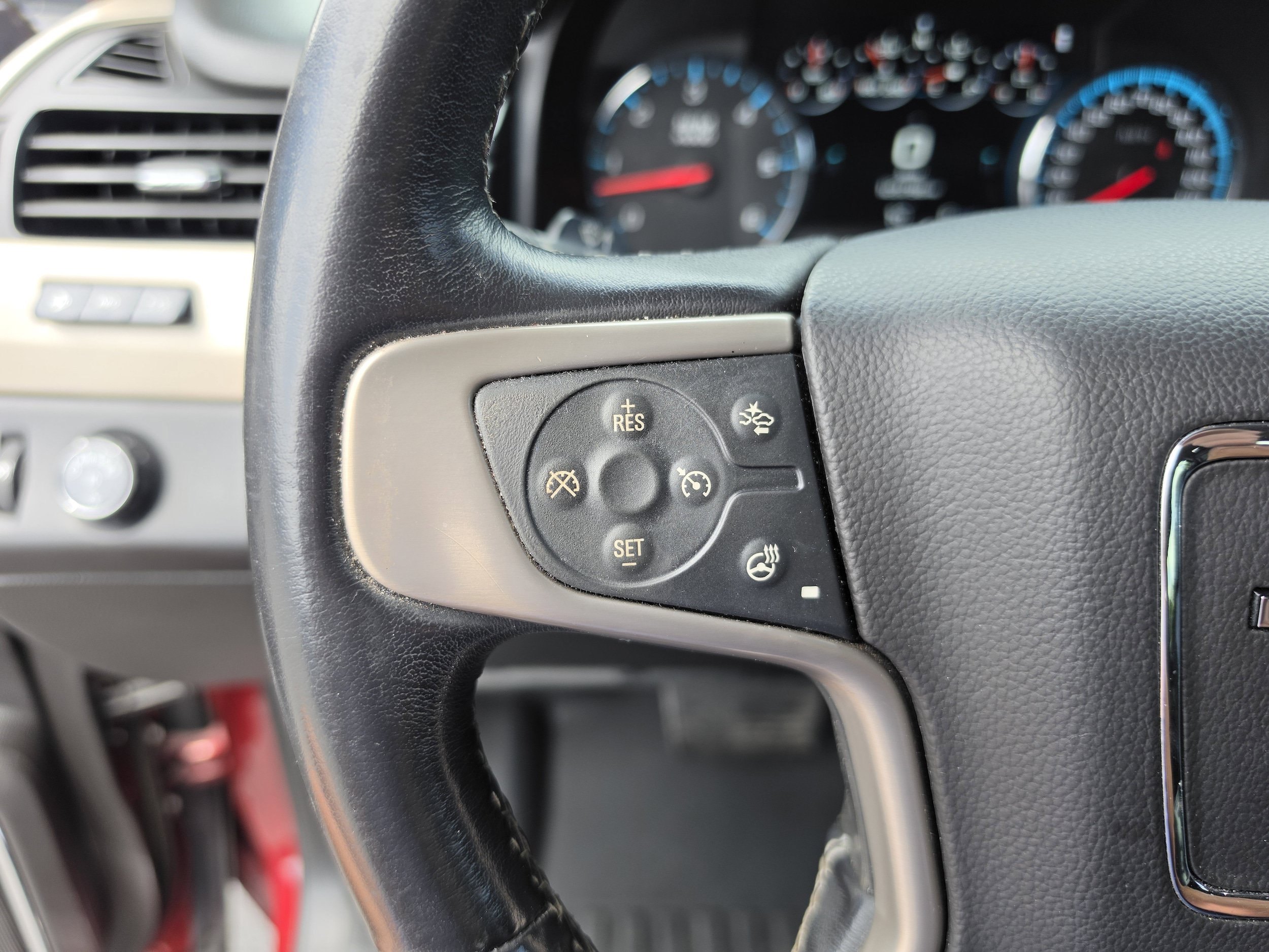 Used 2020 GMC Yukon XL Denali RWD image 32