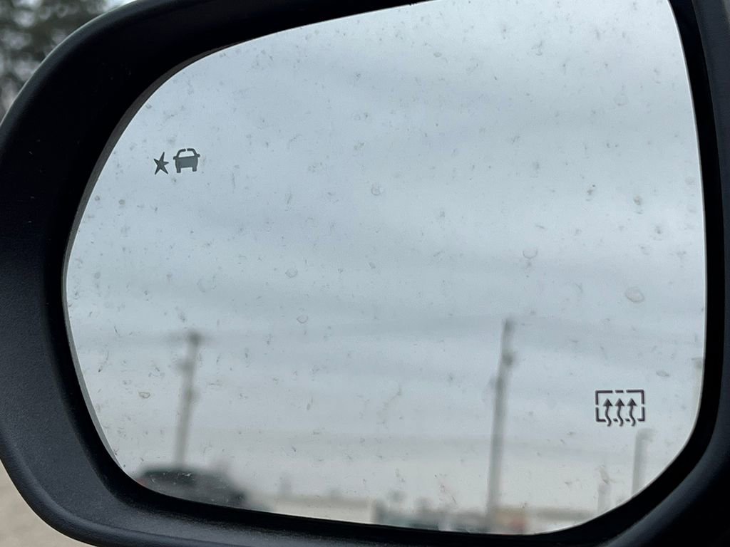 New 2026 GMC Terrain AT4 w/ Convenience Package III image 40