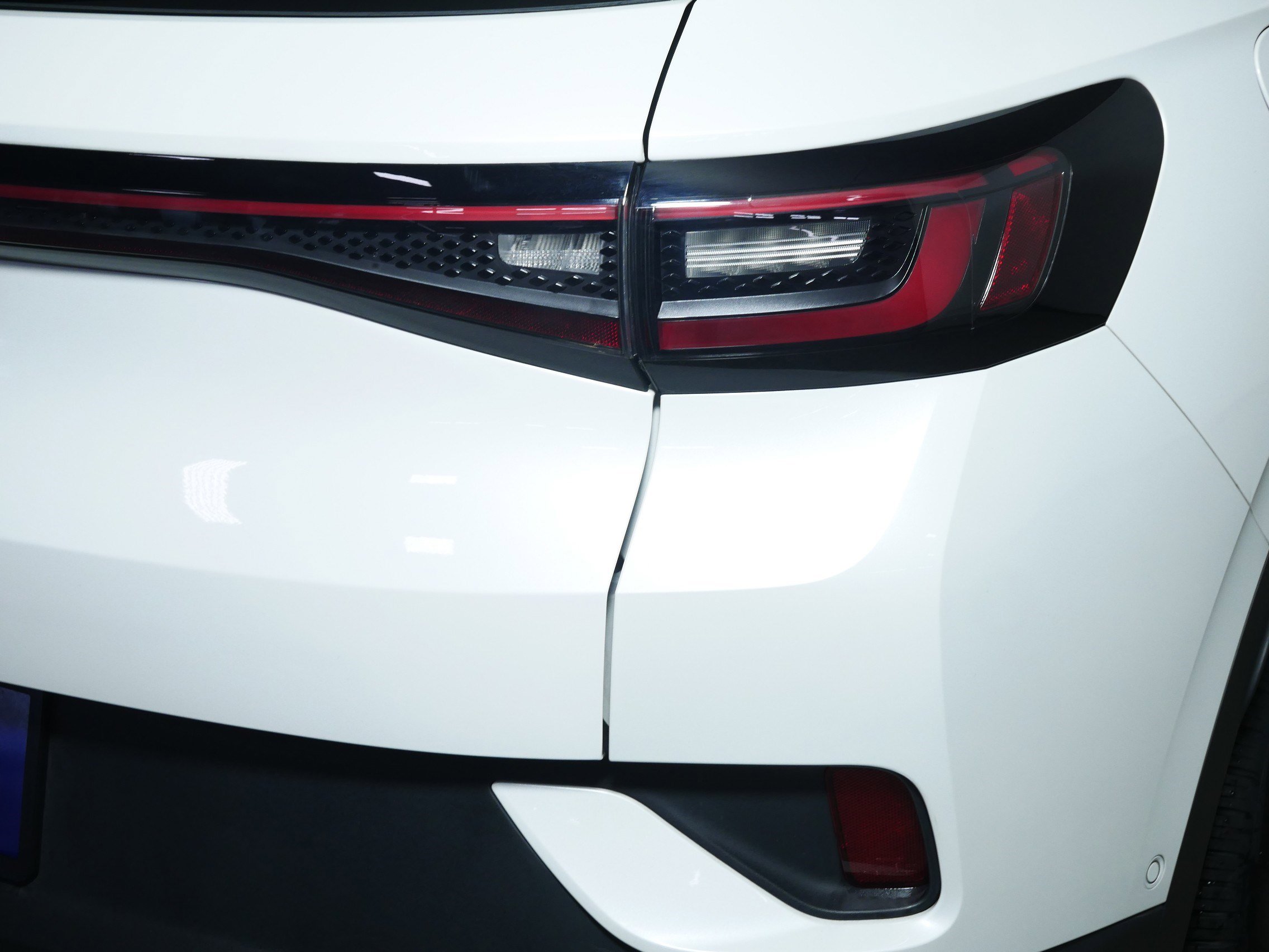 Used 2024 Volkswagen ID.4 Pro S image 17