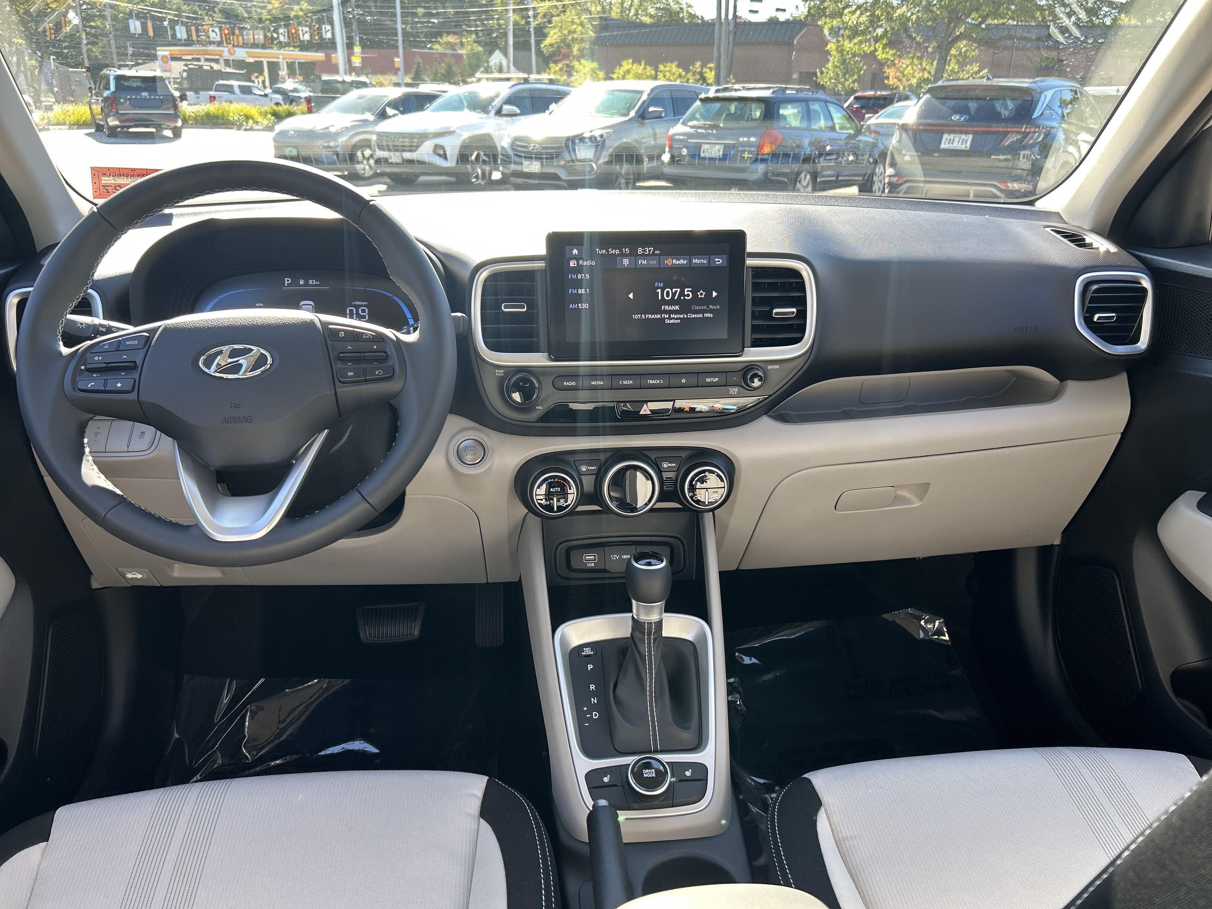 New 2026 Hyundai Venue SEL FWD image 44
