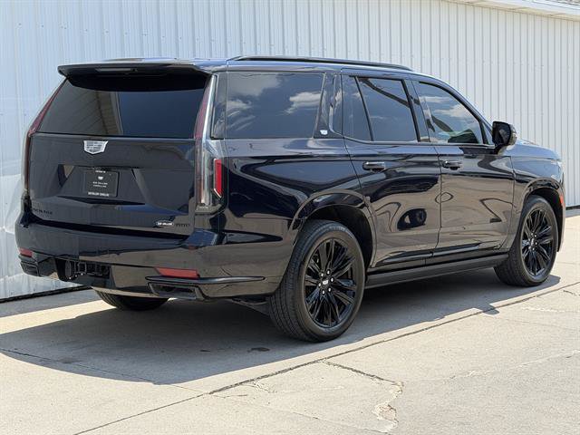 Used 2024 Cadillac Escalade Sport Platinum AWD/4WD image 4
