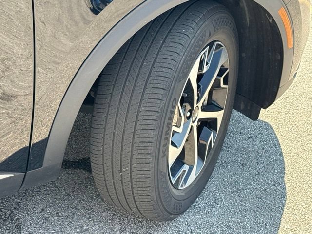 Certified 2023 Kia Sportage EX AWD/4WD image 3