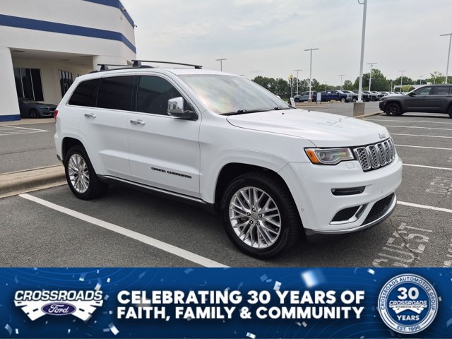 Used 2017 Jeep Grand Cherokee Summit AWD/4WD image 1