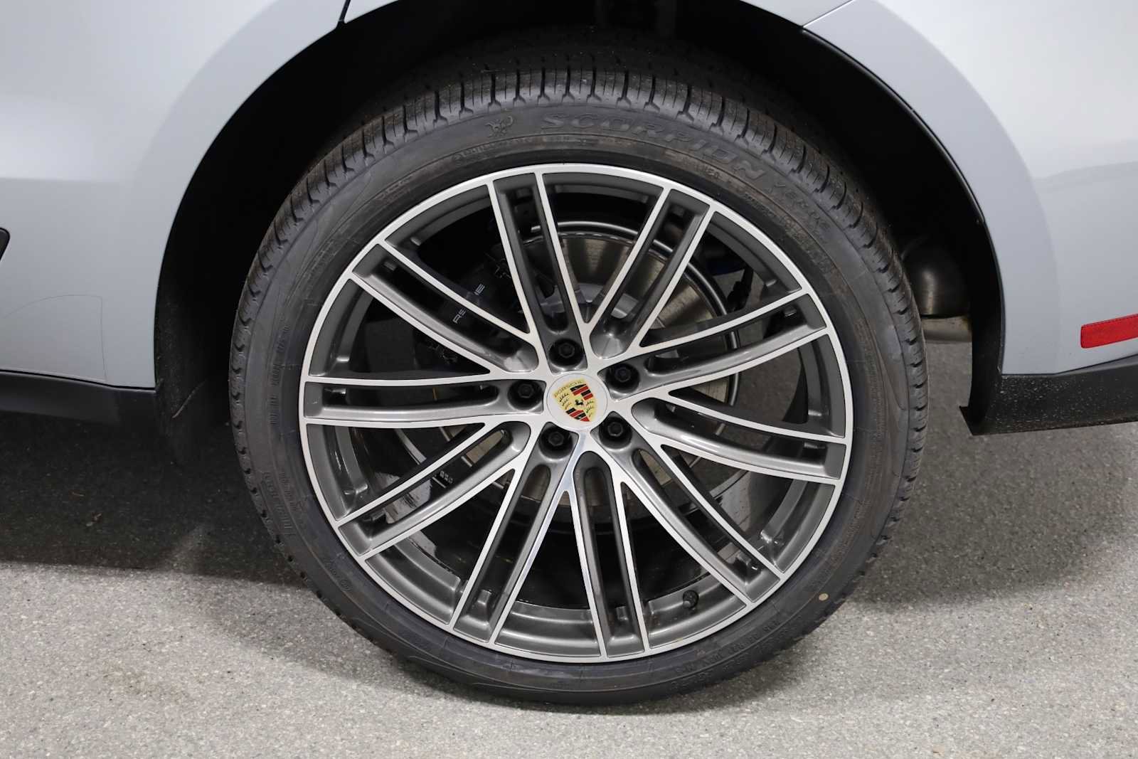 New 2026 Porsche Macan image 47