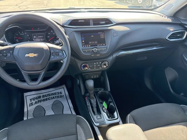 Used 2023 Chevrolet TrailBlazer LT FWD image 18