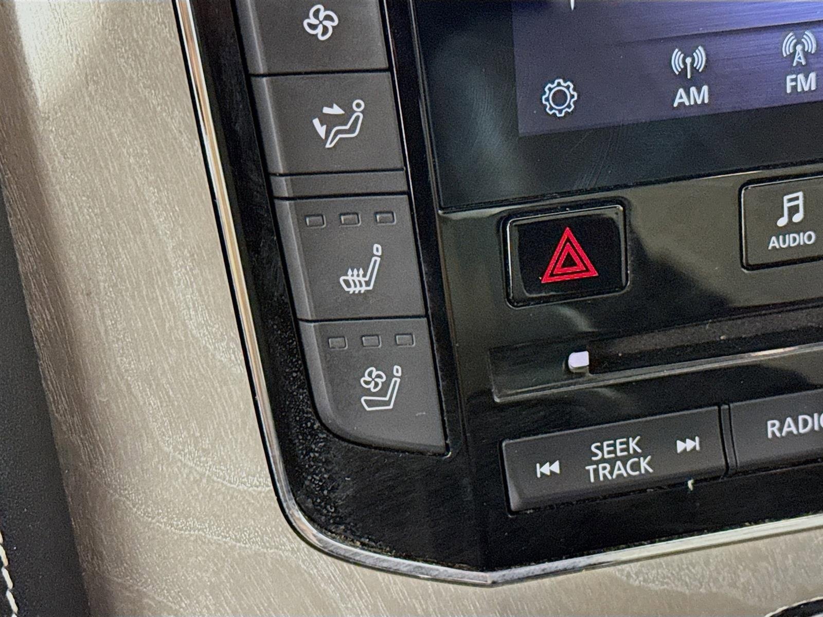 Used 2020 INFINITI QX80 Limited AWD/4WD image 24