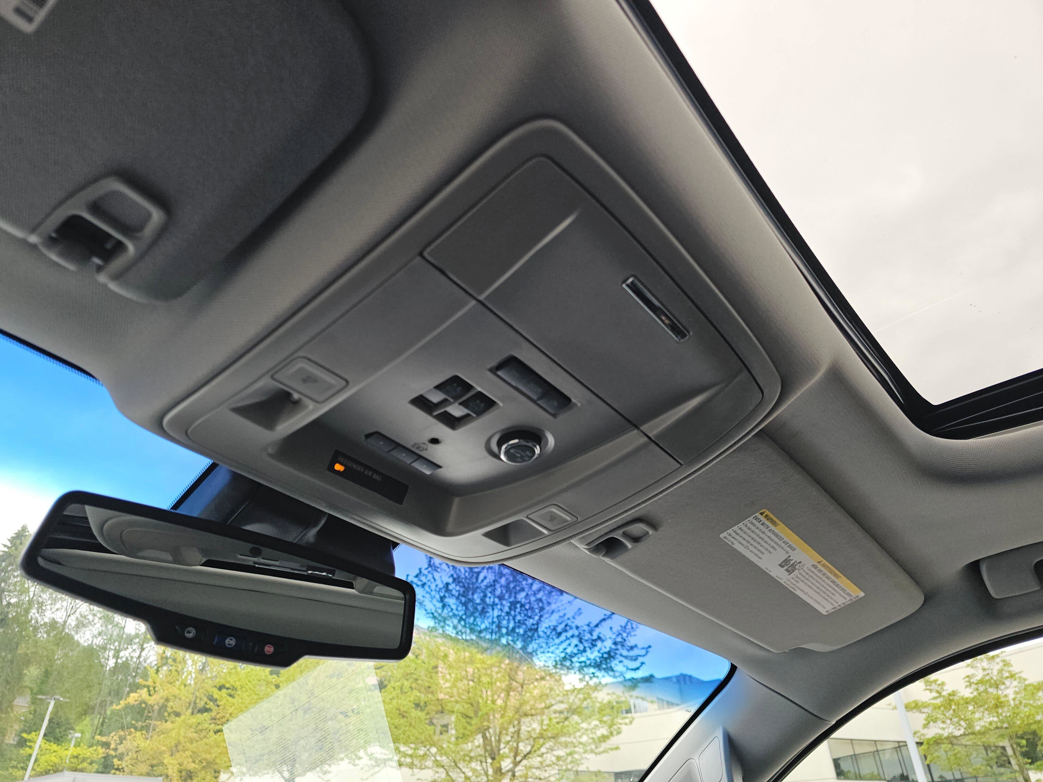 Used 2016 Chevrolet Suburban LTZ w/ Max Trailering Package AWD/4WD image 34