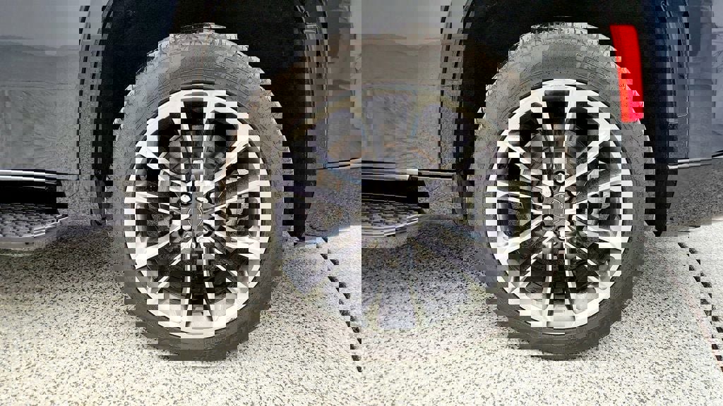 Used 2023 Jeep Wagoneer Series II w/ Premium Group I image 9