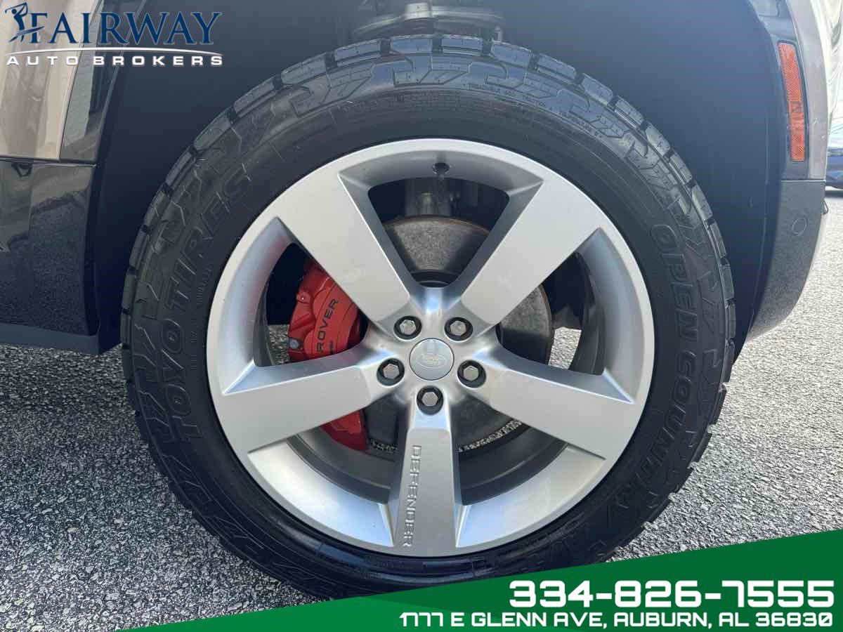 Used 2023 Land Rover Defender 130 X image 37