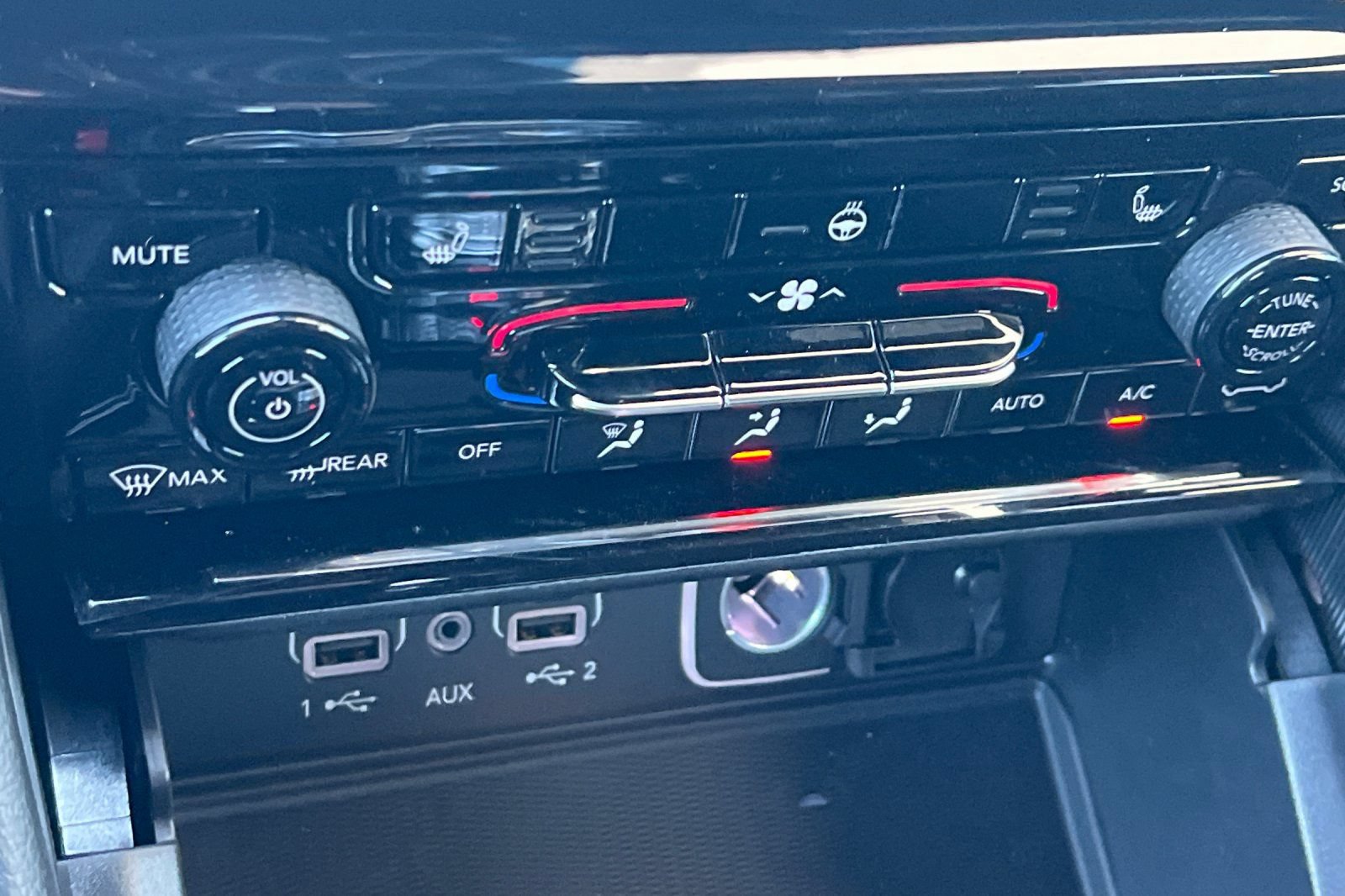 New 2026 Jeep Grand Cherokee Laredo X AWD/4WD image 19
