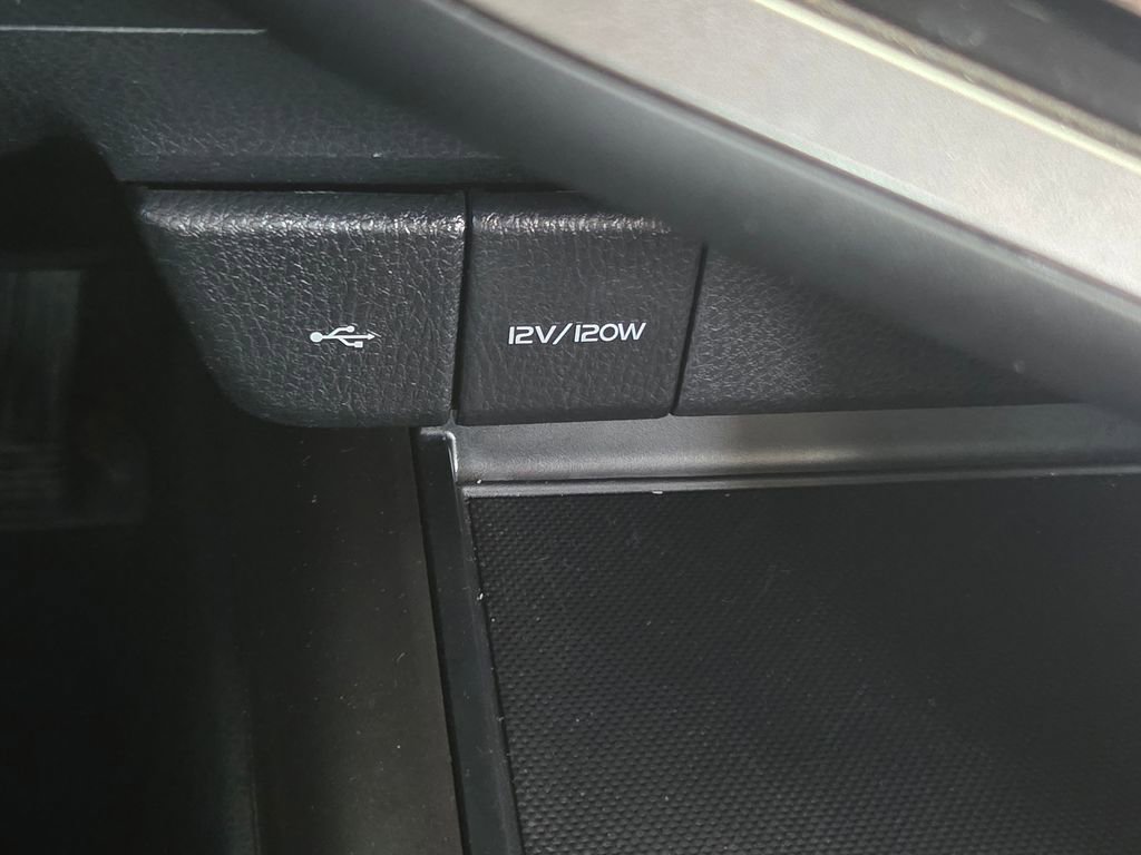 Used 2024 Toyota Camry SE FWD image 35