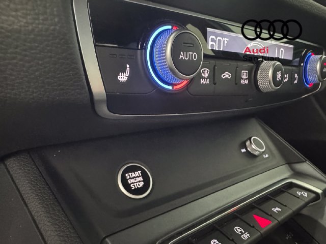 Used 2025 Audi Q3 2.0T Premium AWD/4WD image 32