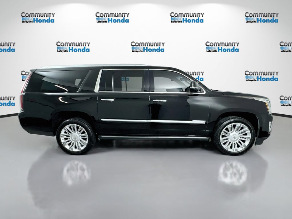 Used 2020 Cadillac Escalade ESV Platinum RWD image 4