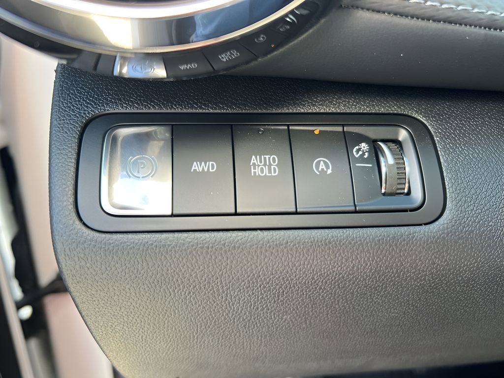 New 2026 Chevrolet Equinox LT w/ Convenience Package II image 17