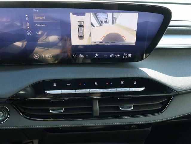 Certified 2025 Buick Enclave Preferred image 27