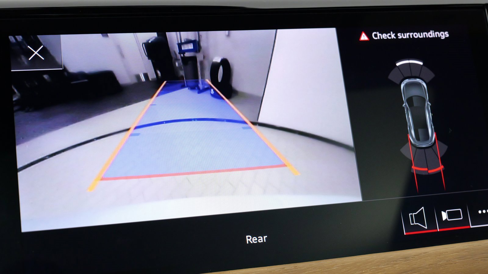 Used 2023 Audi e-tron GT Premium Plus image 57