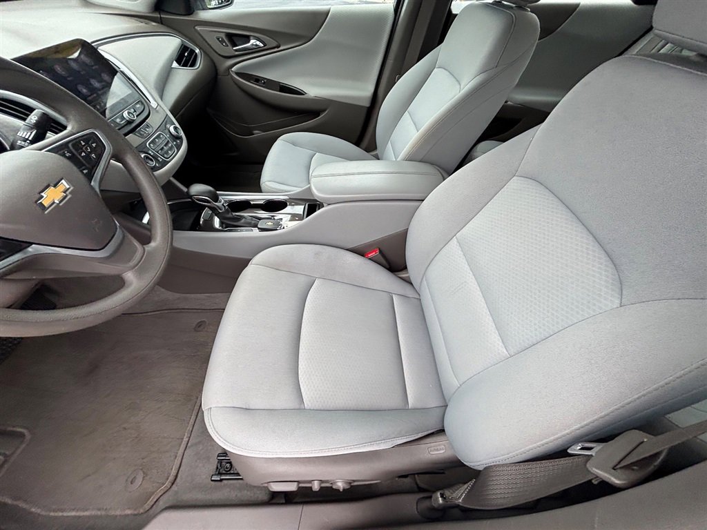 Used 2022 Chevrolet Malibu LT FWD image 12