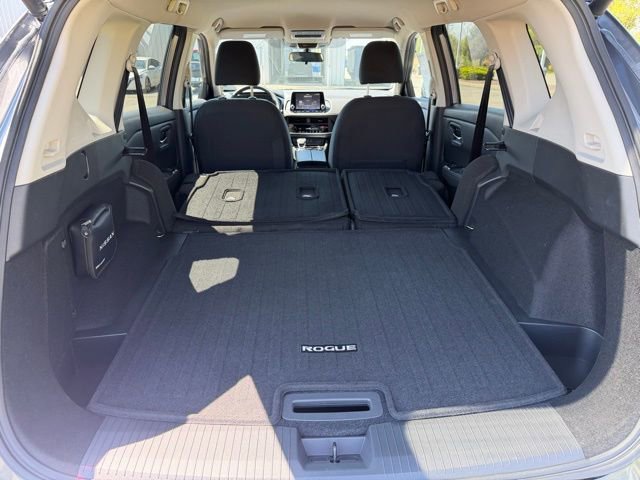 New 2026 Nissan Rogue SV w/ Cold Weather Package FWD image 35