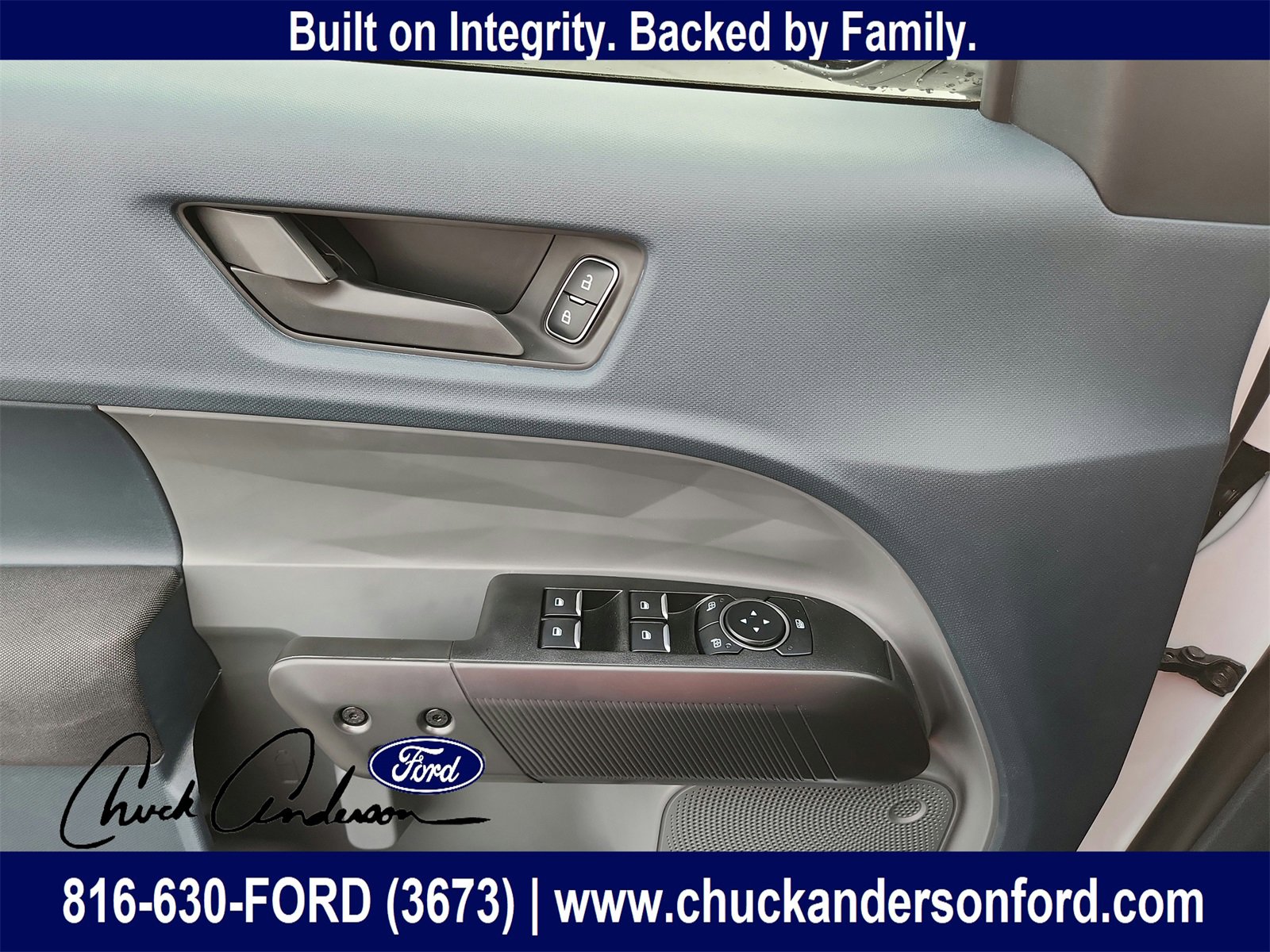 New 2025 Ford Maverick XL w/ Equipment Group 101A image 17