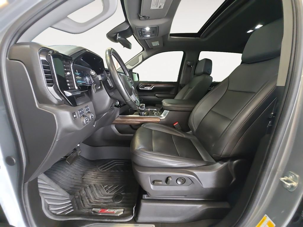 Used 2024 Chevrolet Silverado 1500 LT Trail Boss w/ LT Trail Boss Premium Package AWD/4WD image 11