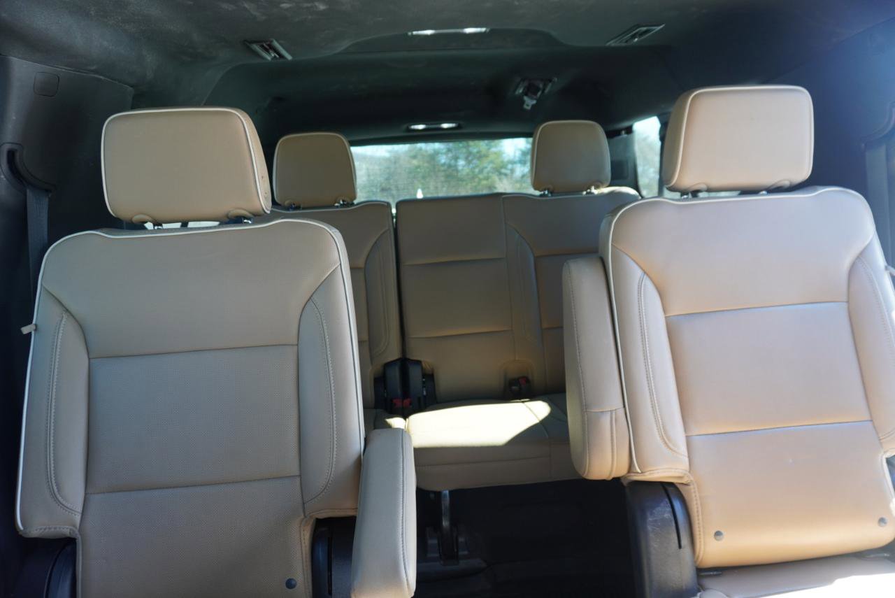 Used 2023 Chevrolet Suburban Premier image 21