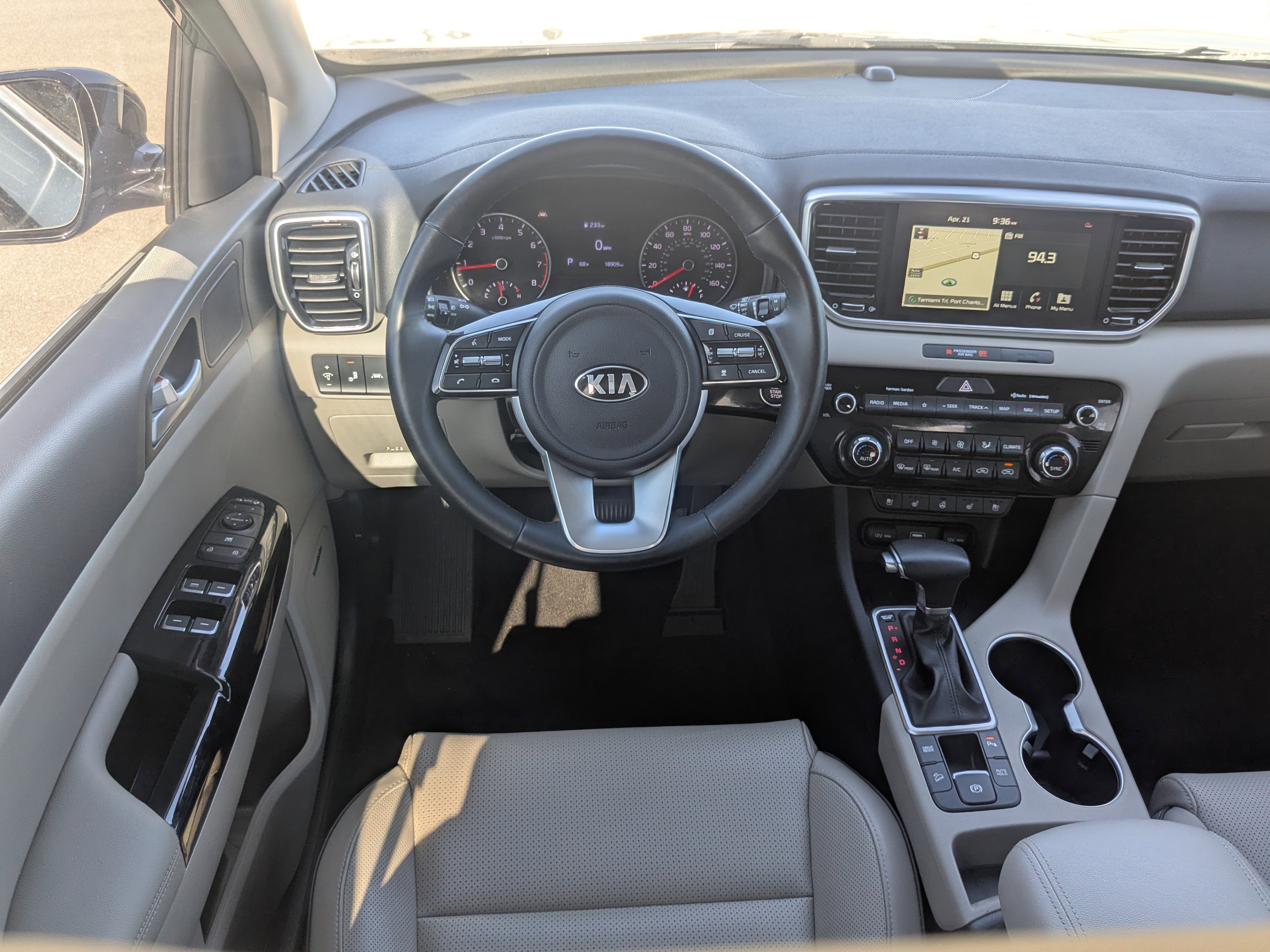 Certified 2020 Kia Sportage EX w/ EX Technology Package FWD image 21