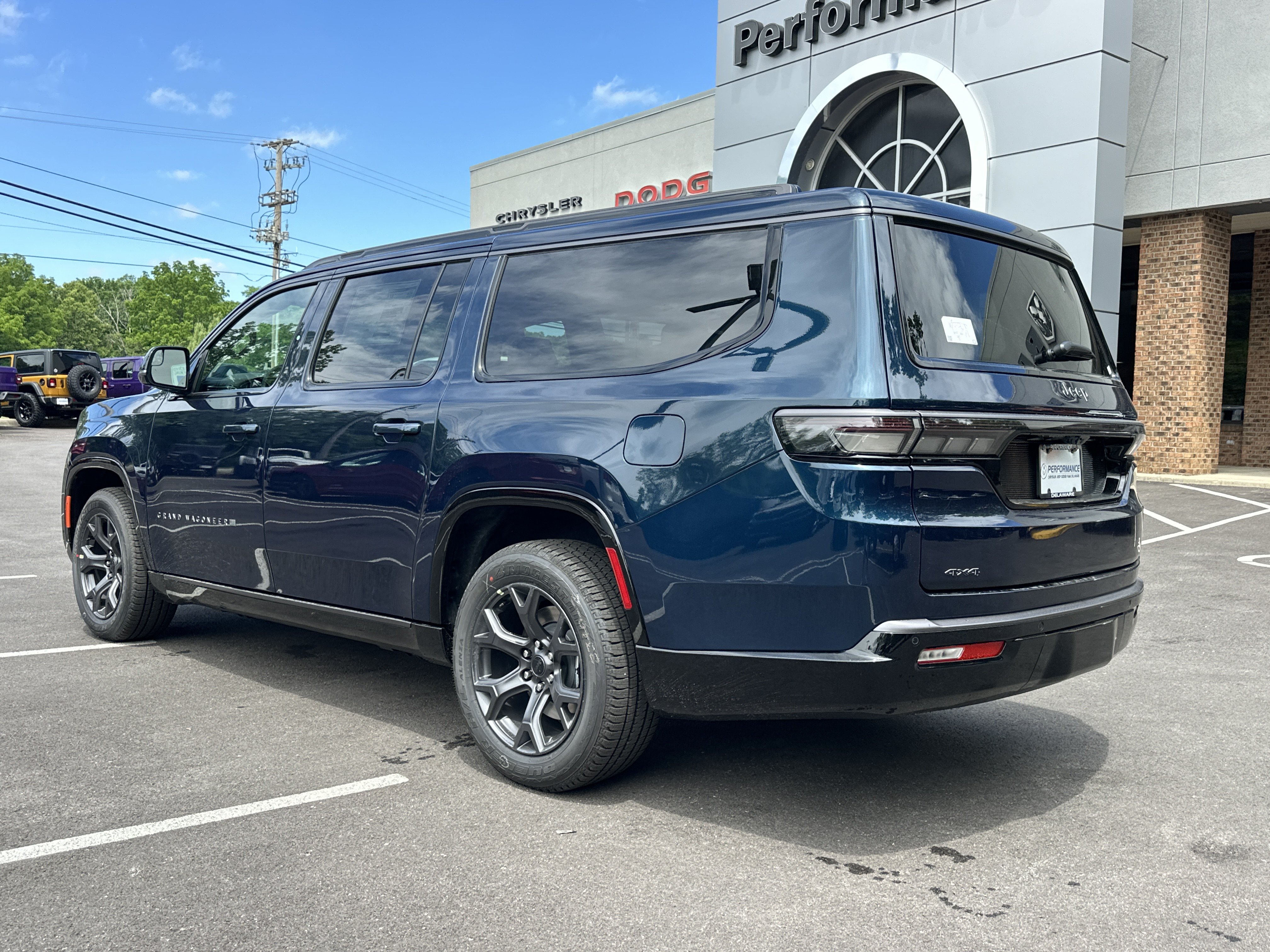 New 2026 Jeep Grand Wagoneer L Limited w/ Premium Group II AWD/4WD image 25