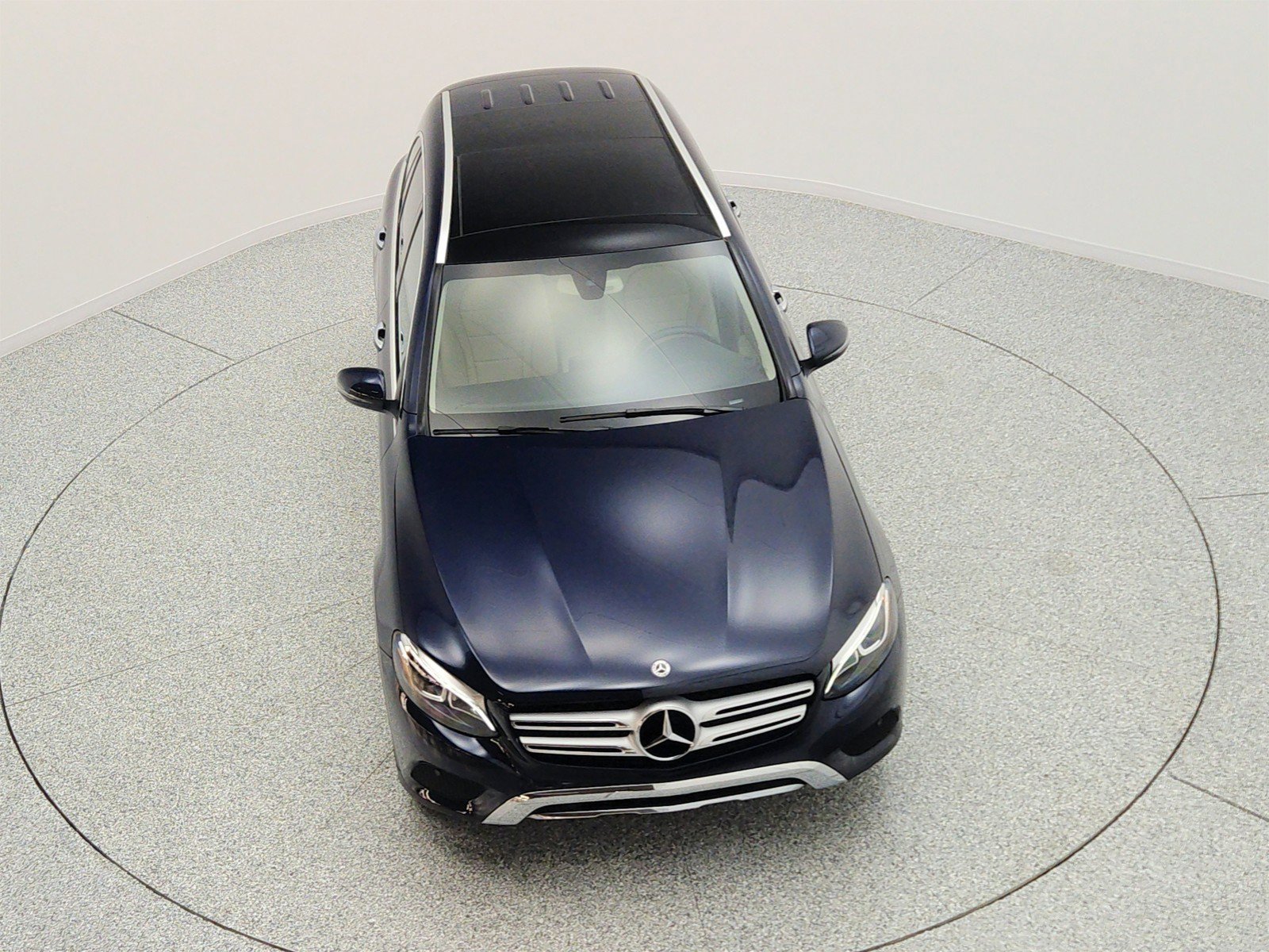 Used 2019 Mercedes-Benz GLC 350e 4MATIC image 24