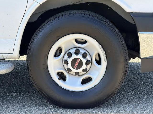 Used 2024 GMC Savana 2500 w/ Driver Convenience Package image 23