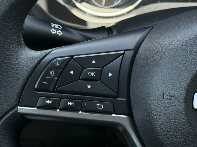 Used 2025 Nissan Sentra SV w/ Trunk Package FWD image 14