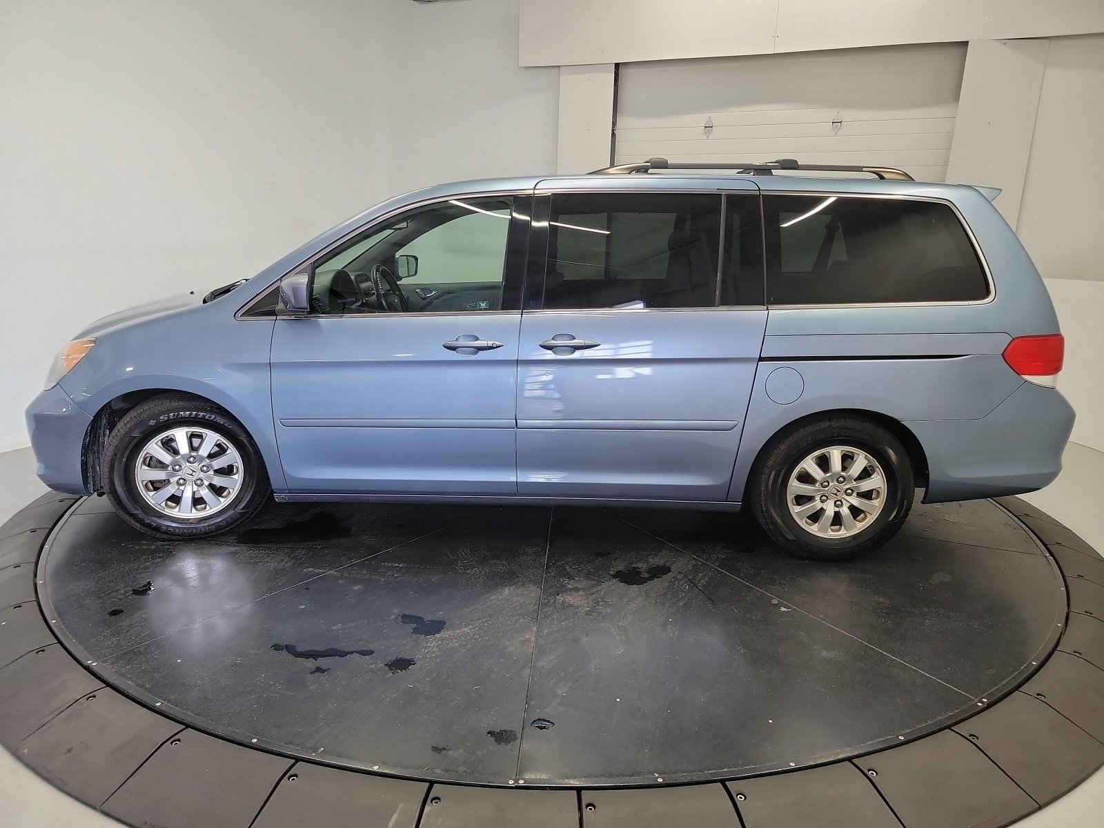 Used 2010 Honda Odyssey EX-L image 4