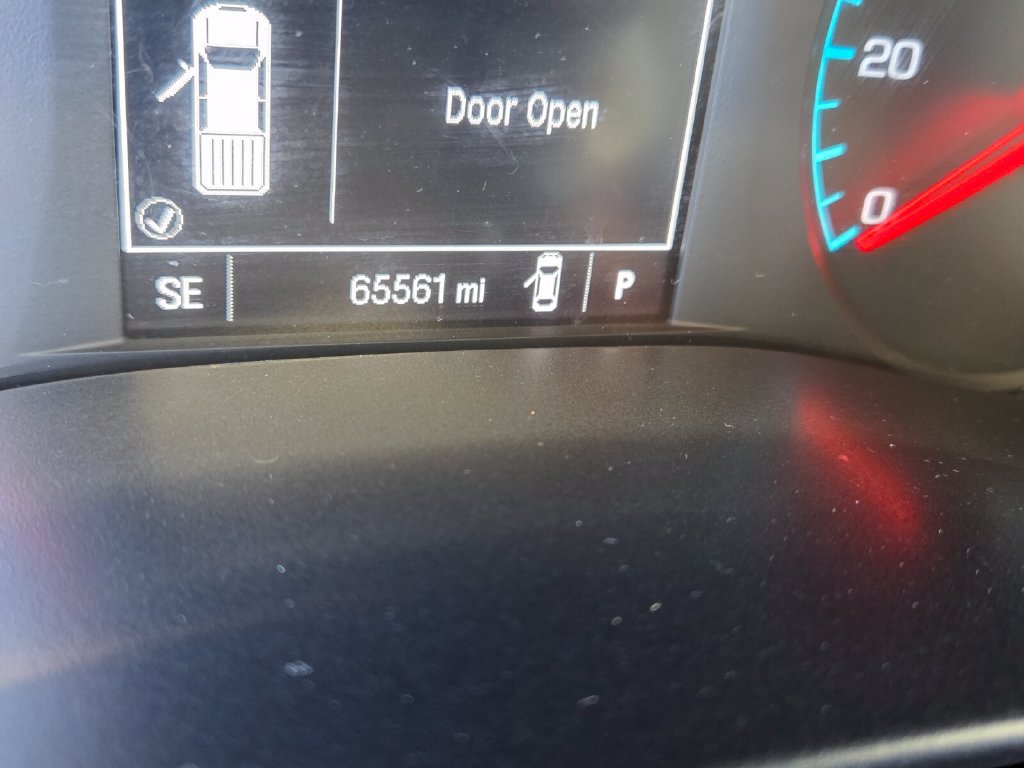 Used 2015 Chevrolet Colorado Z71 AWD/4WD image 25