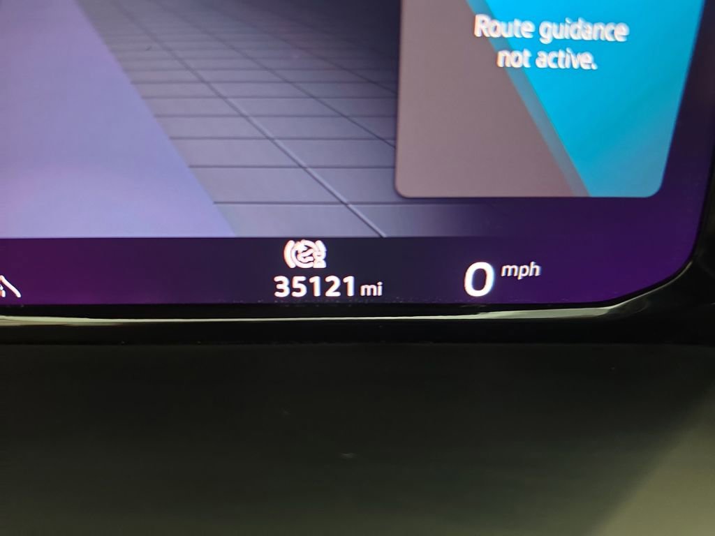 Used 2025 Volkswagen Atlas SE FWD image 22