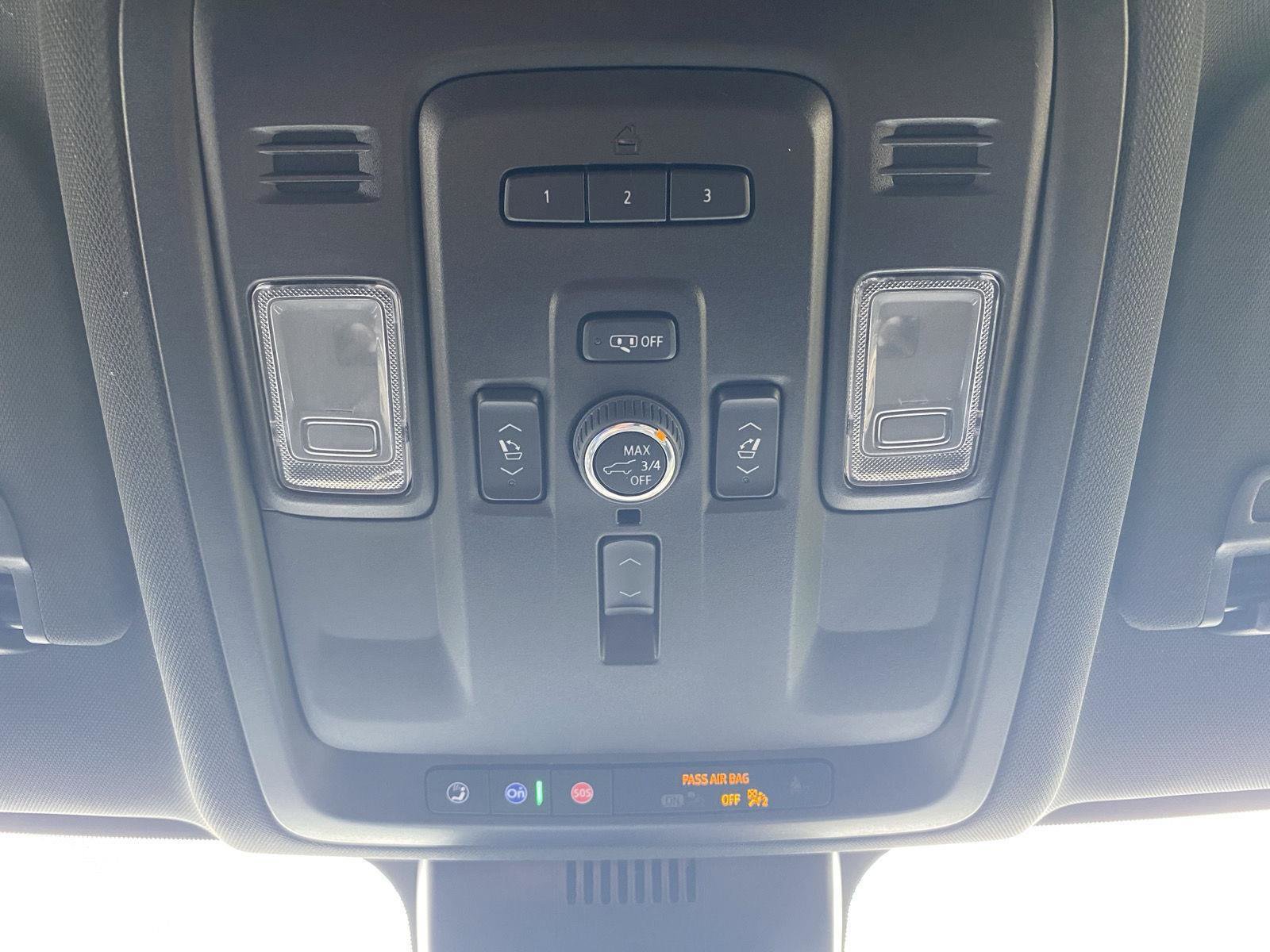 Used 2023 Chevrolet Tahoe Premier image 25