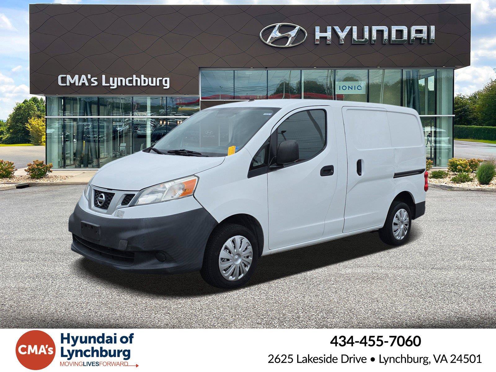 Used 2015 Nissan NV200 S FWD image 1