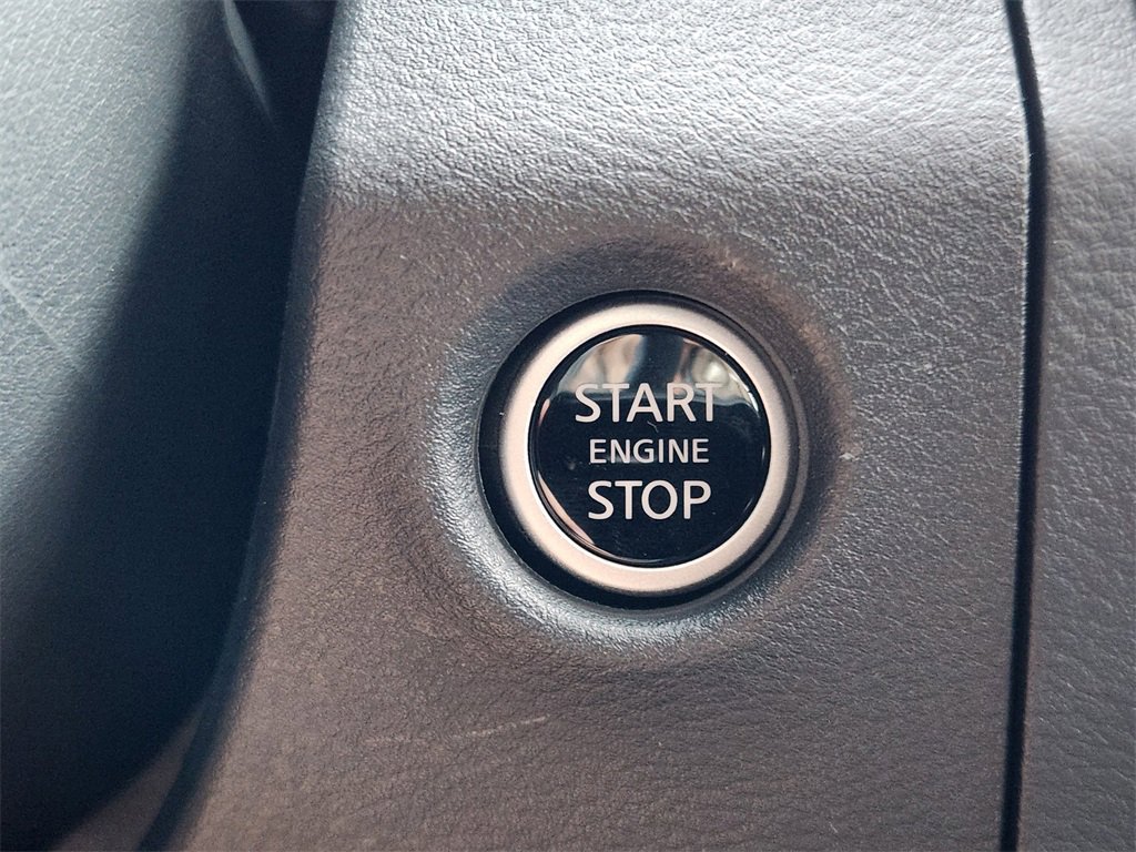 New 2025 Nissan Frontier SV w/ SV Convenience Package image 15