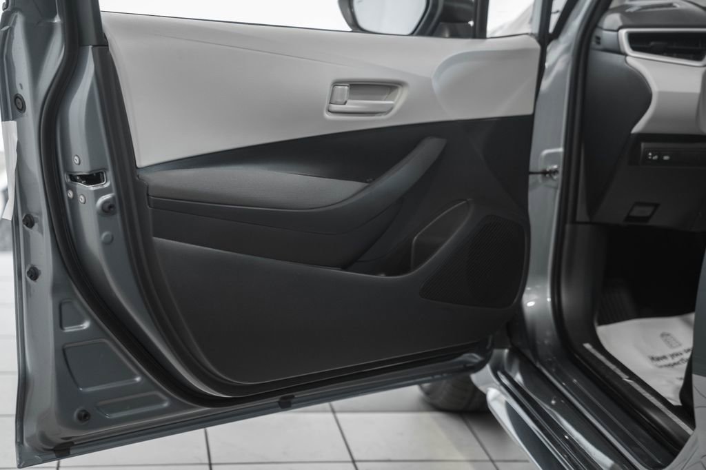 New 2026 Toyota Corolla LE FWD image 33