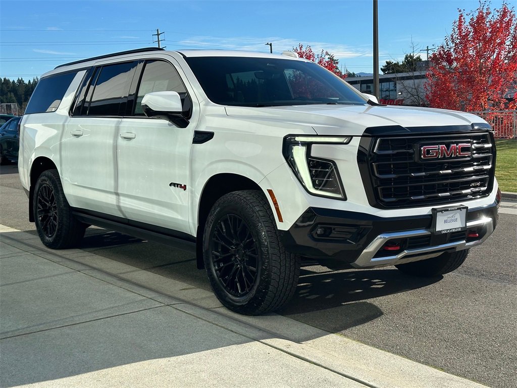 Used 2025 GMC Yukon XL AT4 Ultimate image 7