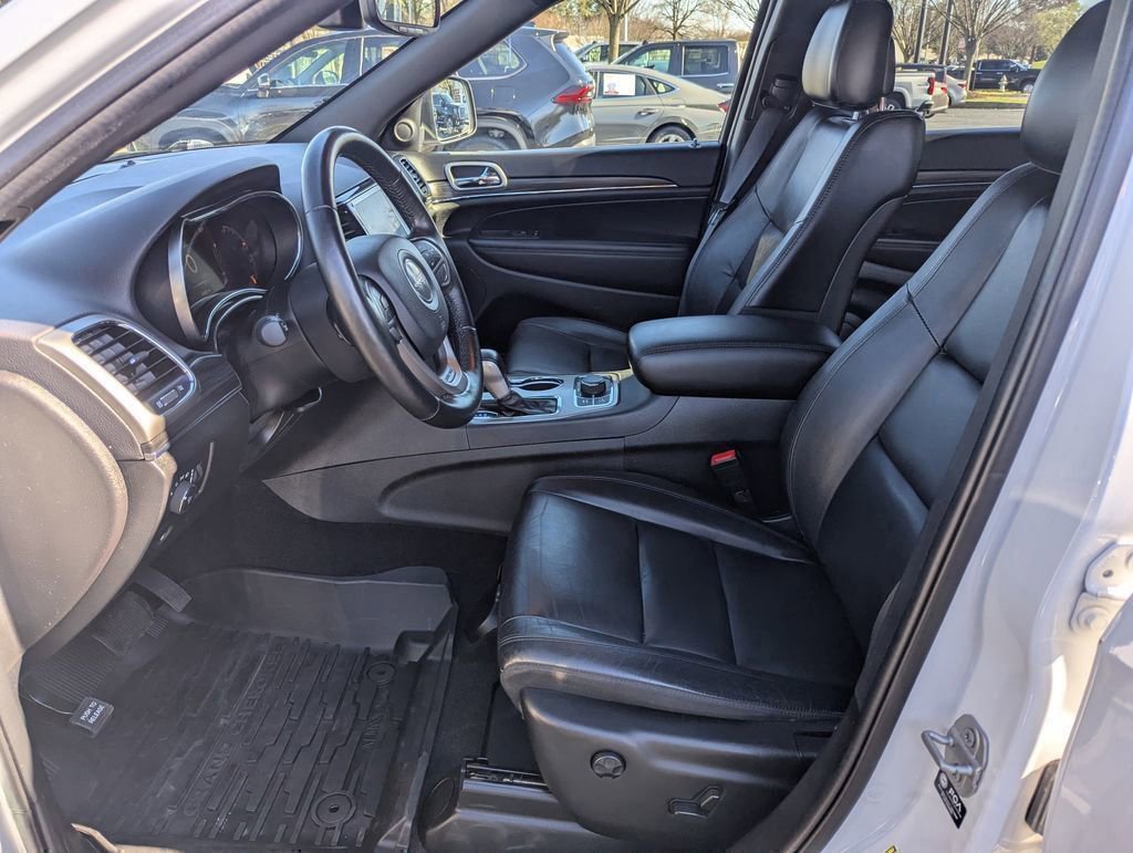 Used 2021 Jeep Grand Cherokee Limited image 13