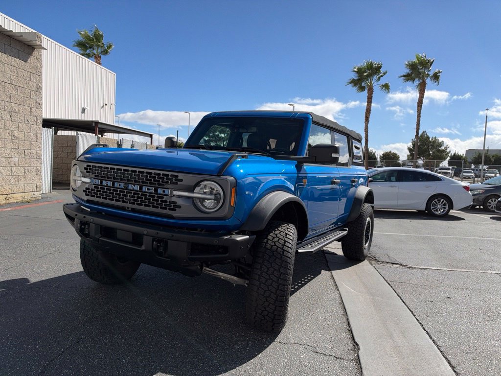 Used 2021 Ford Bronco Badlands AWD/4WD image 3