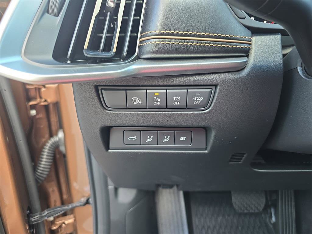 New 2025 MAZDA CX-70 3.3 Turbo w/ Premium Plus Pkg image 29