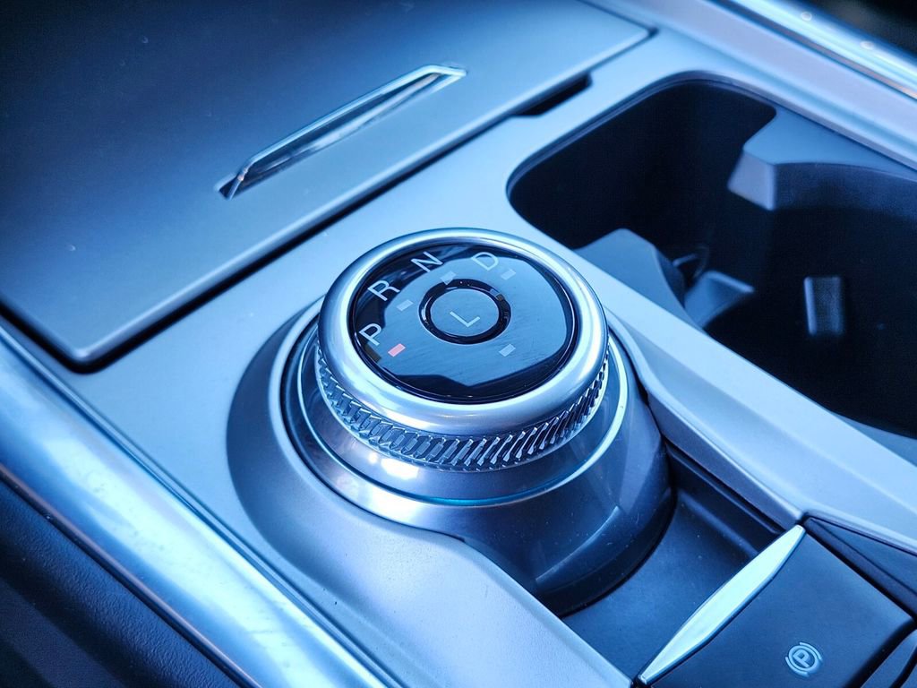 Certified 2022 Ford Explorer XLT w/ Equipment Group 202A image 28