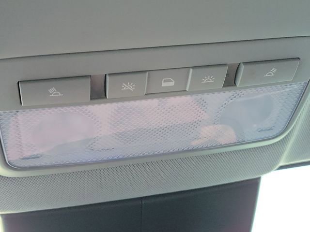 Used 2021 Chevrolet Trax LT w/ Driver Confidence Package image 23