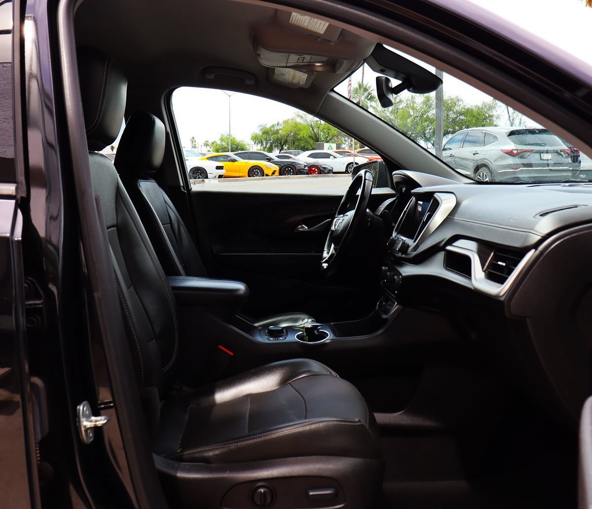 Used 2023 GMC Terrain SLT AWD/4WD image 31