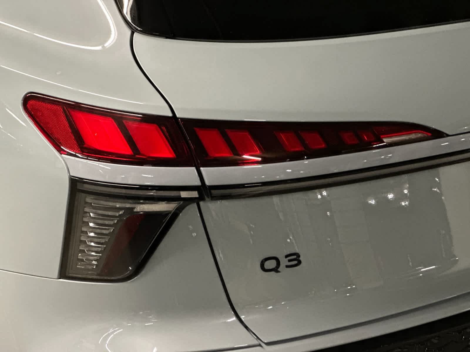 New 2026 Audi Q3 quattro 2.0T AWD/4WD image 29