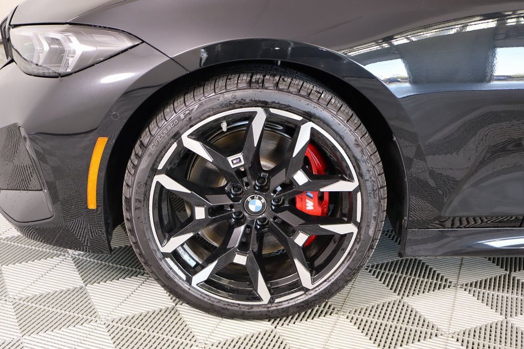 New 2026 BMW 330i xDrive Sedan w/ M Sport Package AWD/4WD image 19
