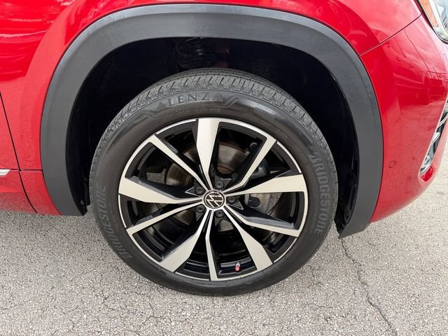 Certified 2024 Volkswagen Atlas Cross Sport SEL Premium R-Line AWD/4WD image 19