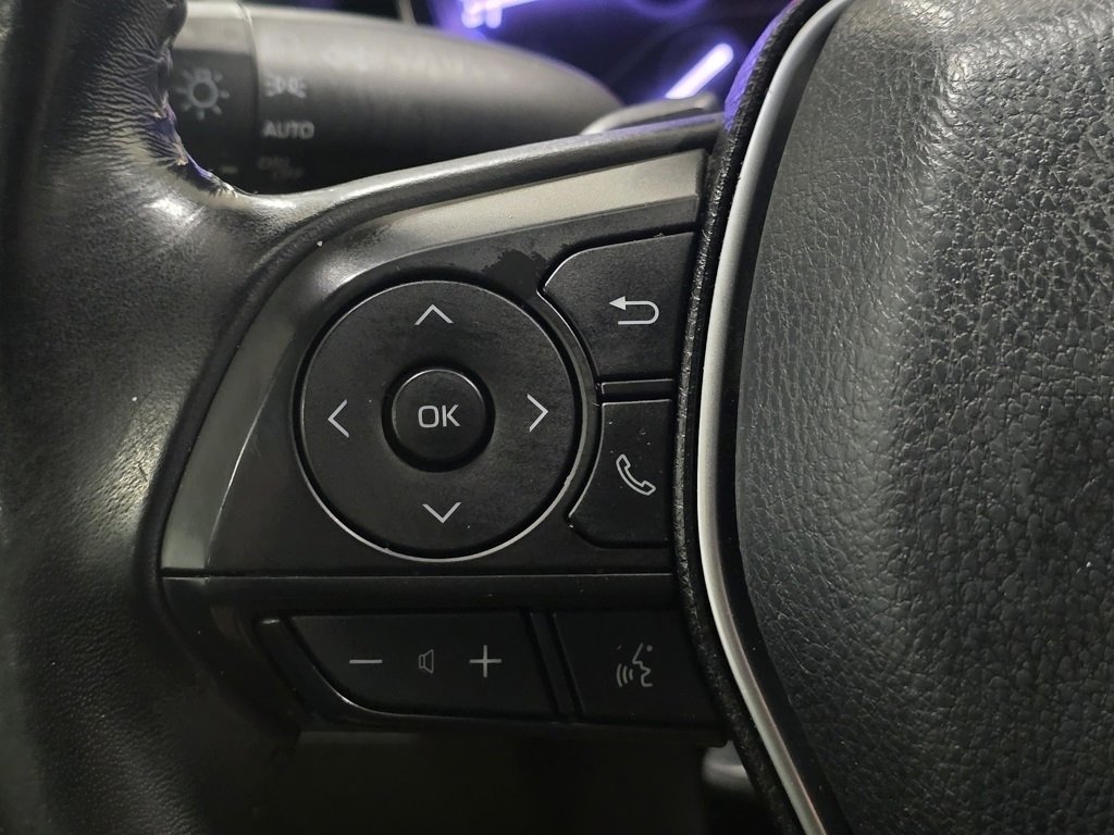 Used 2018 Toyota Camry SE image 30