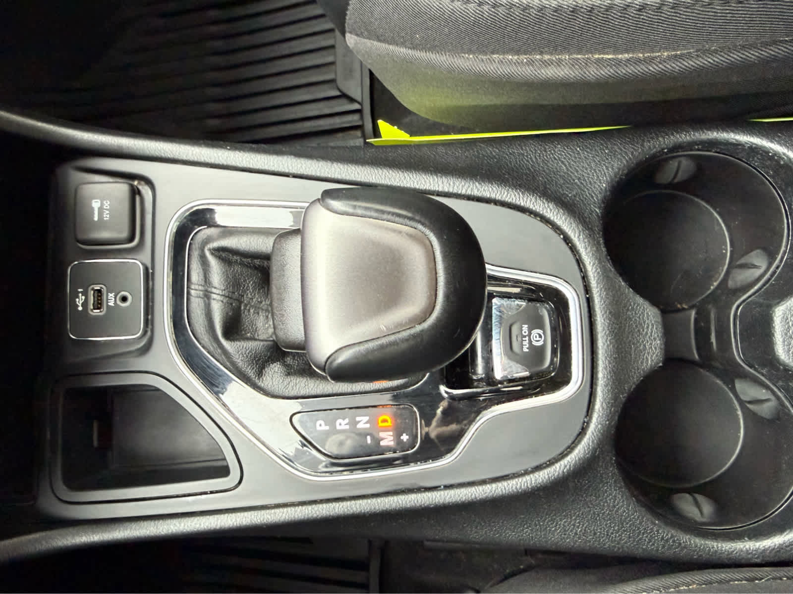 Used 2020 Jeep Cherokee Limited image 25